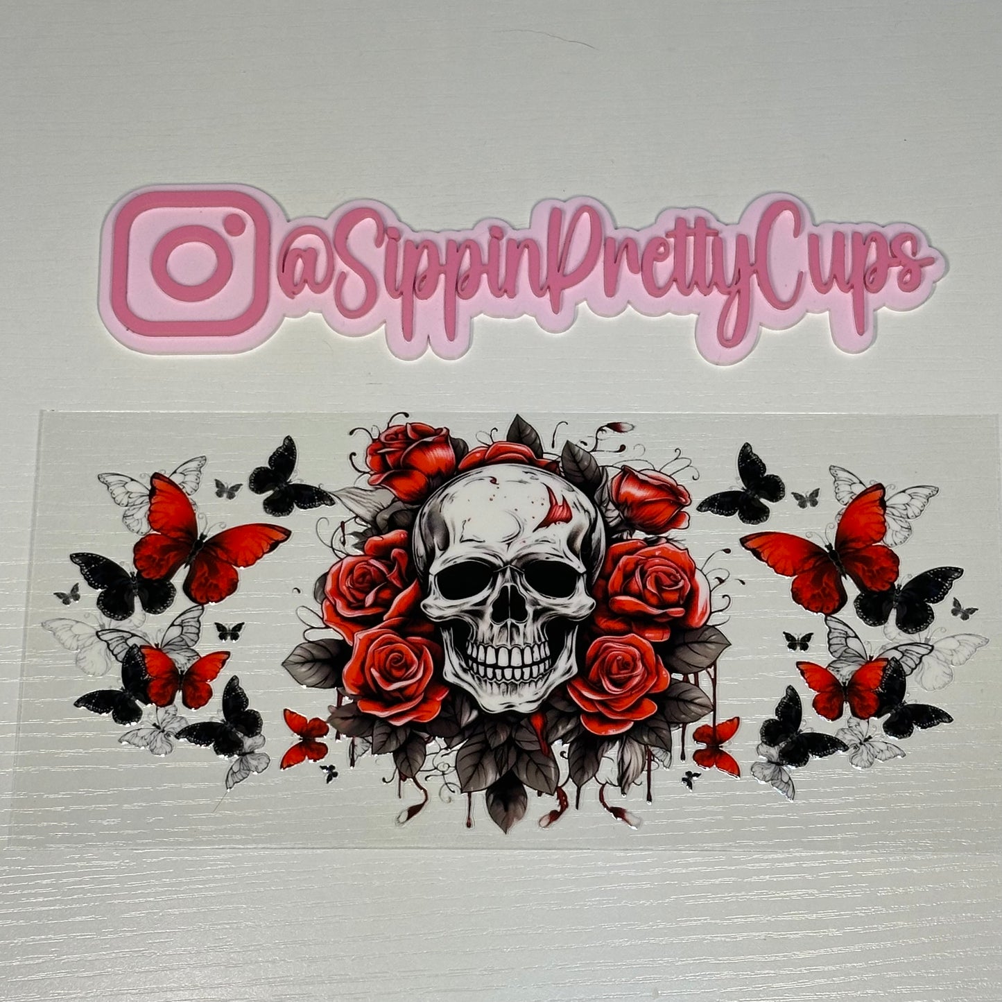 Girly / Skull roses