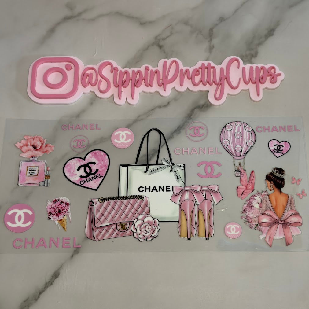 Brand Names / Pink Chanel Coquet