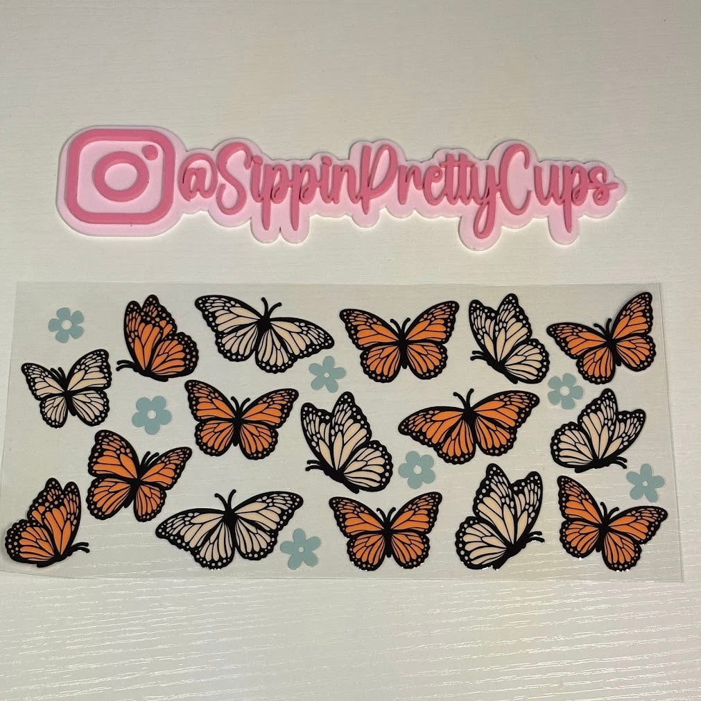 Butterflies / Orange and Beige blue flowers