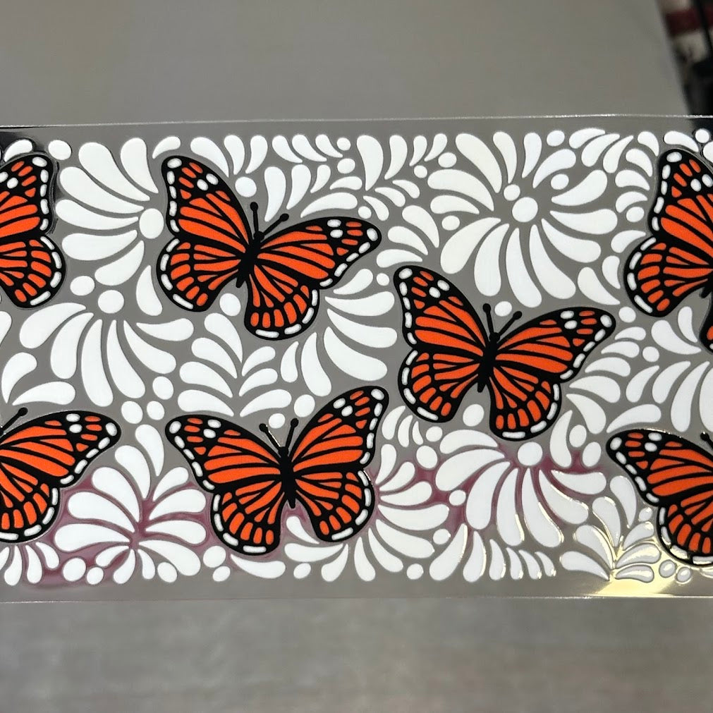 Butterfly / White talavera orange butterfly