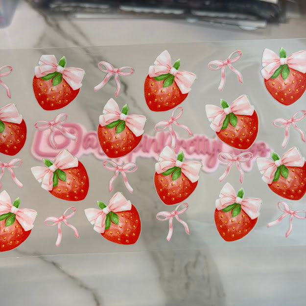 Strawberries / Strawberries Bows