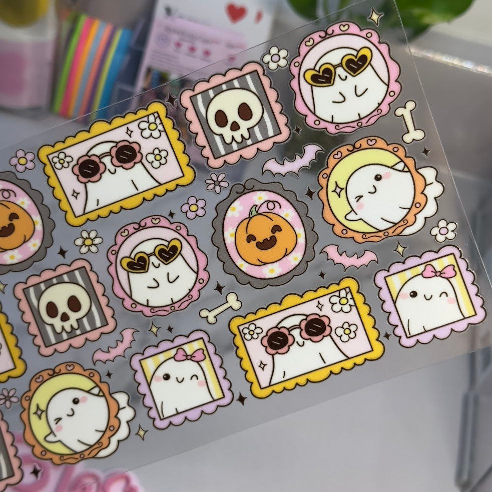 Halloween / Cute Ghost Portrait