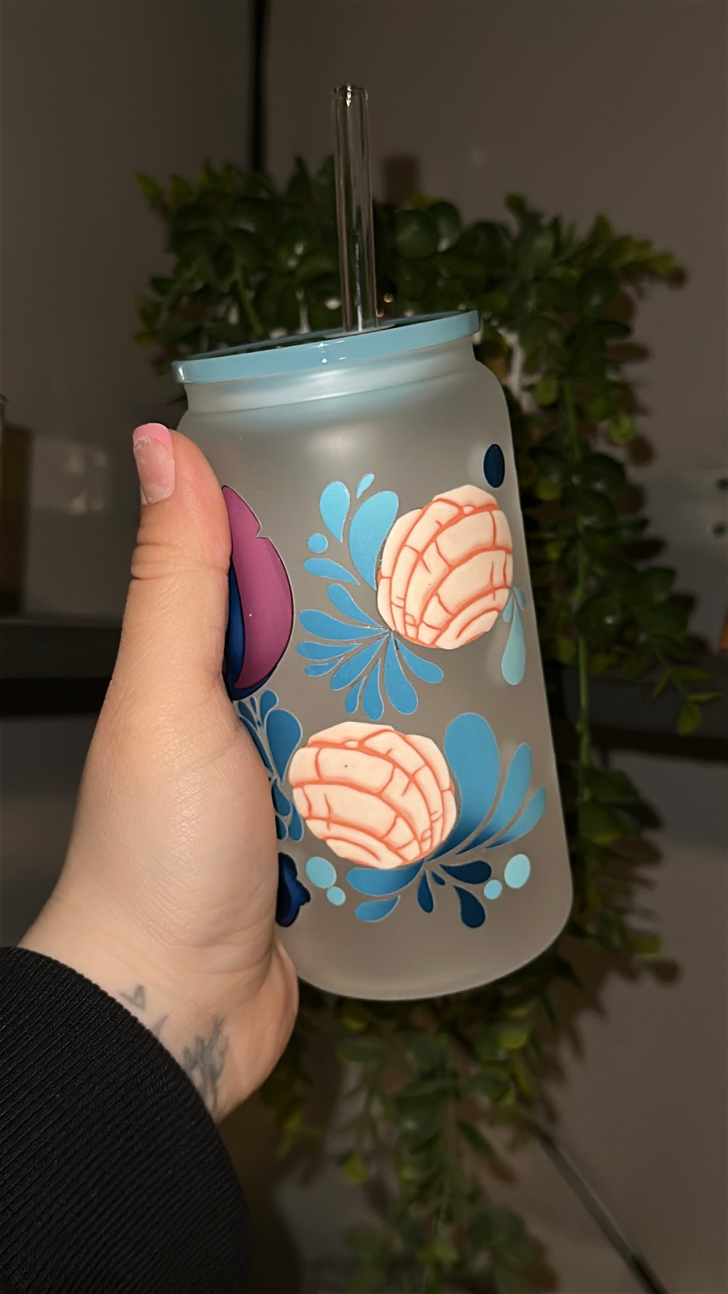 16oz Stitch Concha