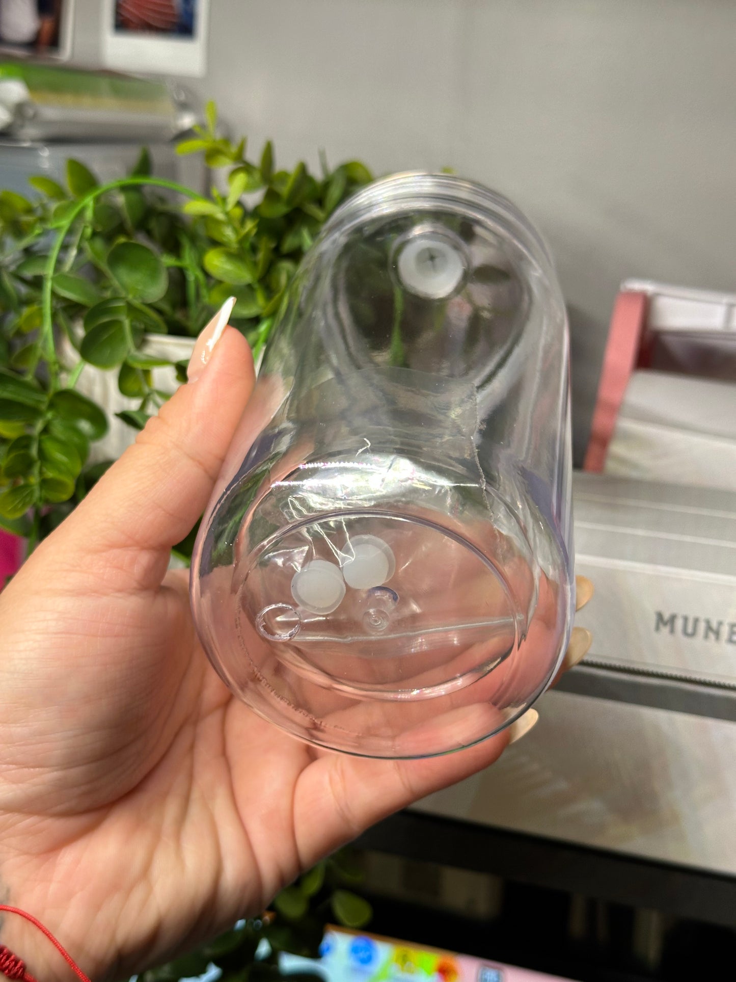 16 oz Acrylic snowglobe