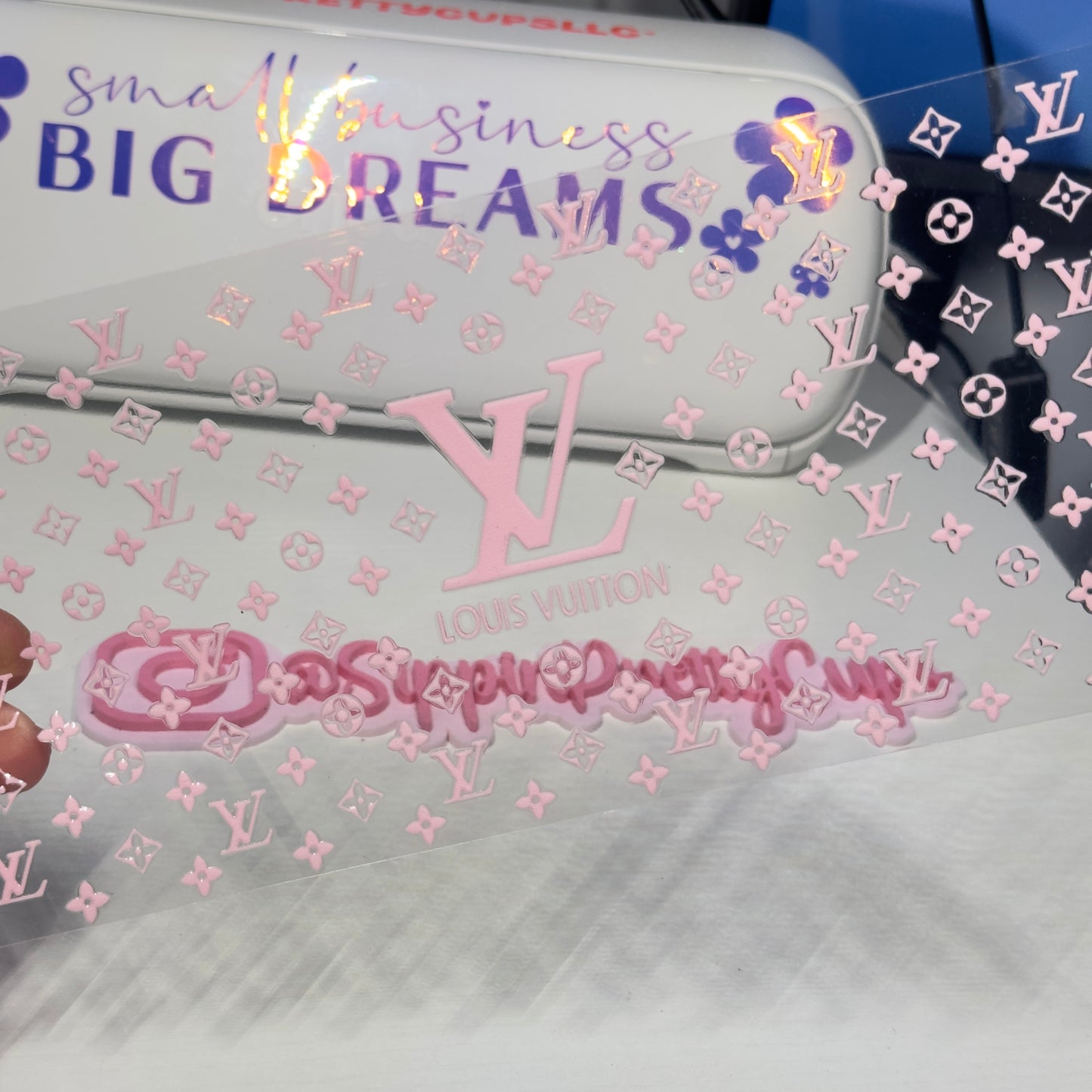 Name Brand /Light Pink LV
