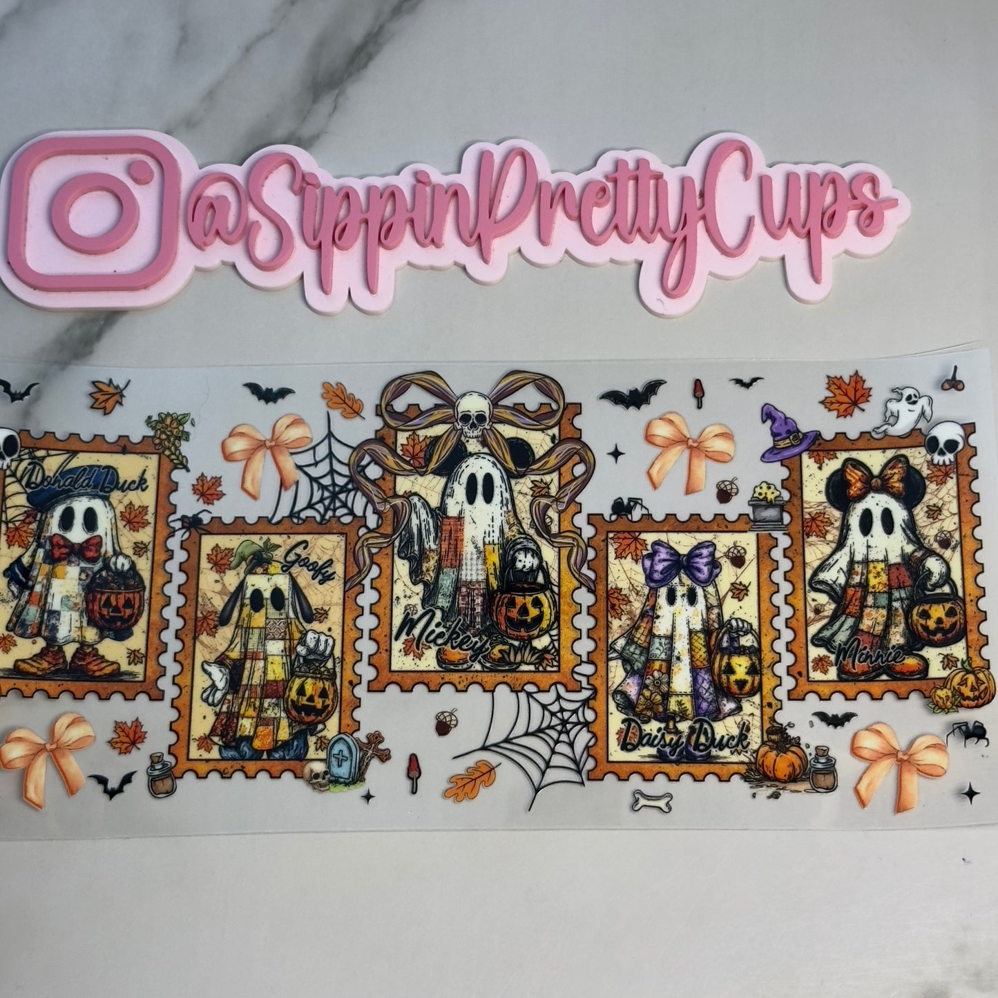 Halloween / Mickey and friends