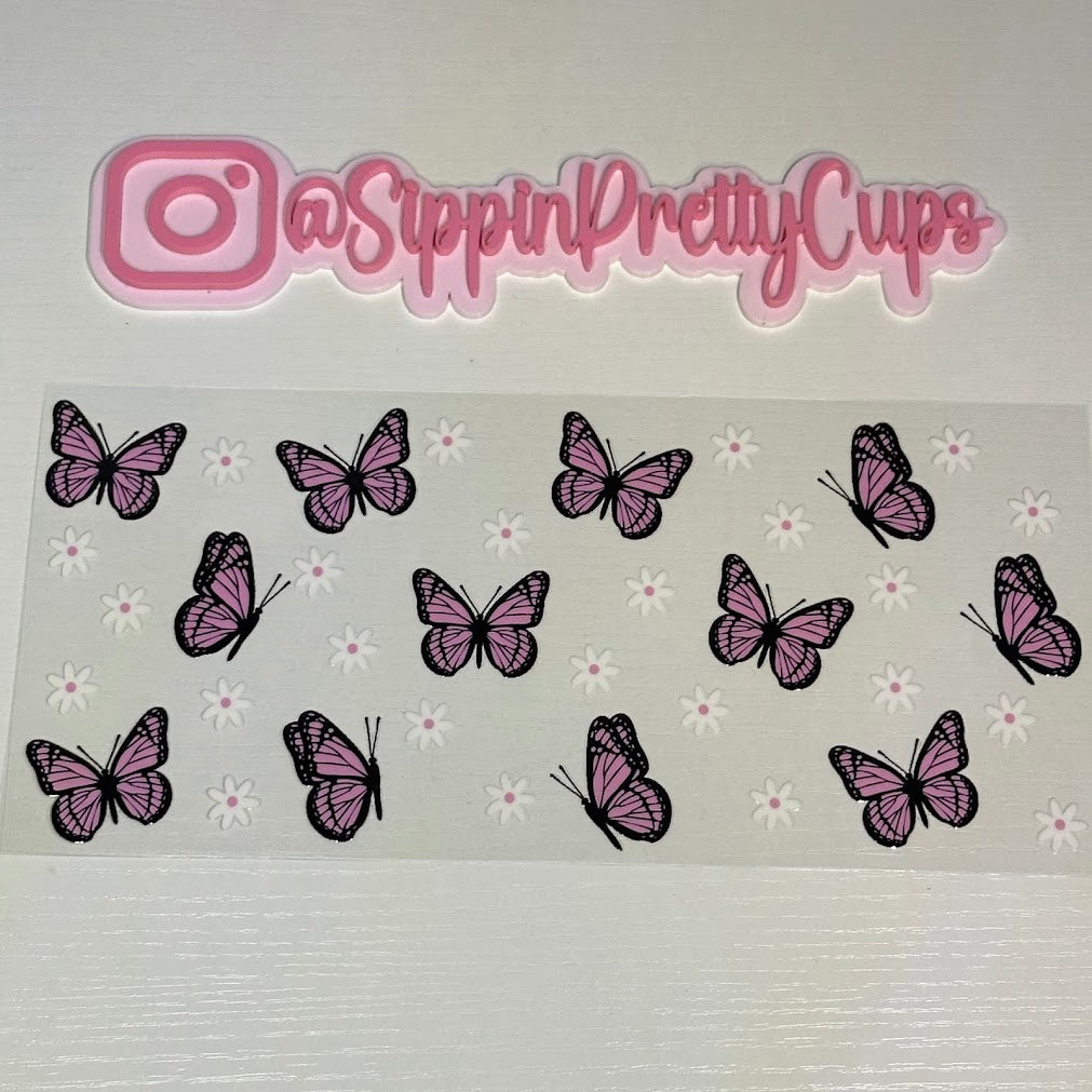 Butterflies / Pink Butterfly and flowers
