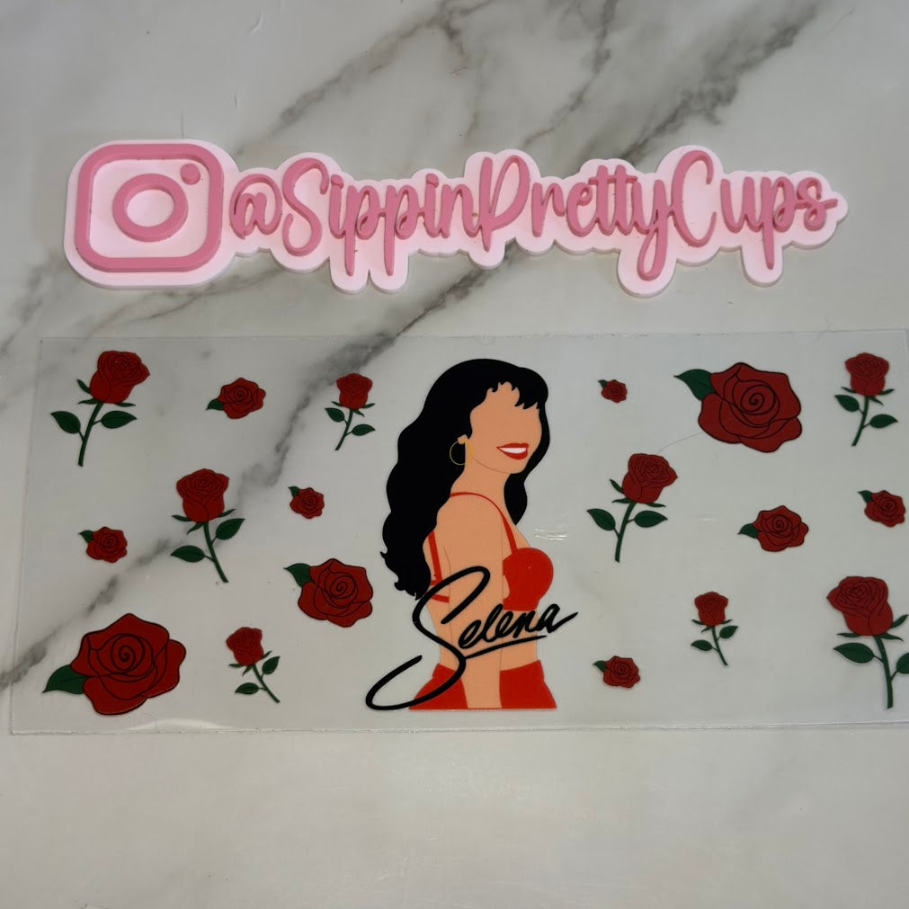 Celebrities / Selena Roses