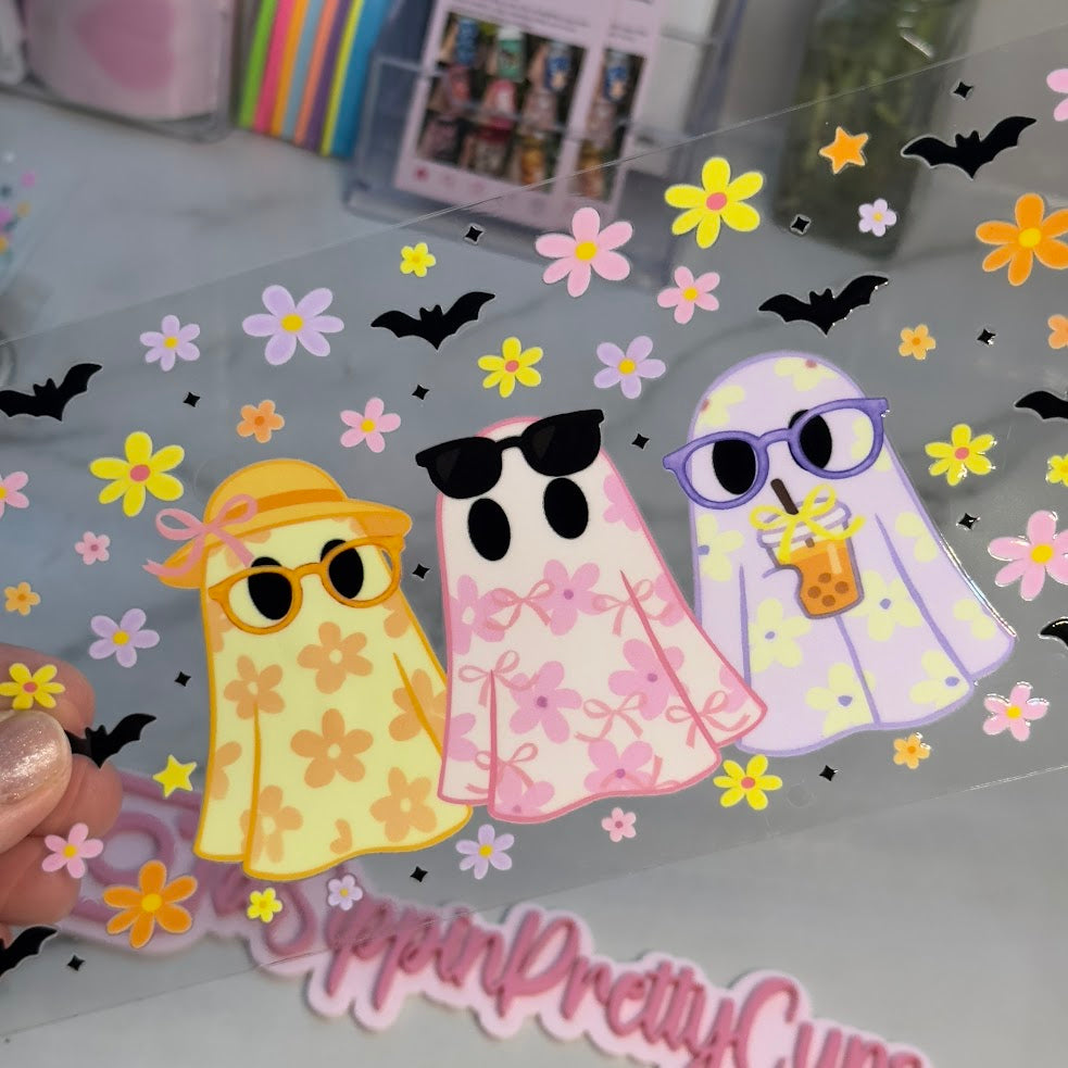 Halloween / 3 Cute Coquet Ghosties