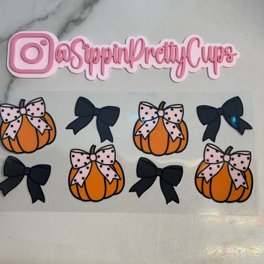 Halloween / Pink Bow Pumpkins Black Bows