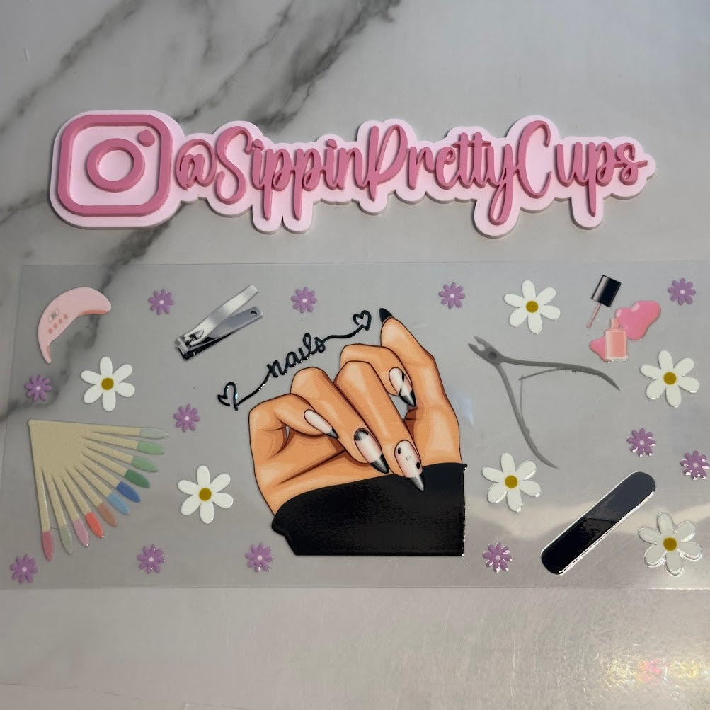 Profession / Nails and flowers