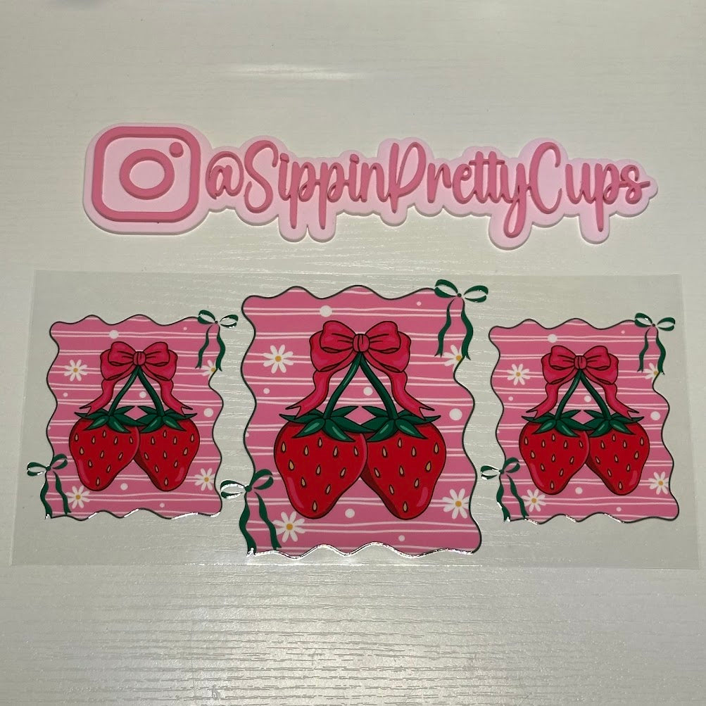 Strawberry / Bows Portrait